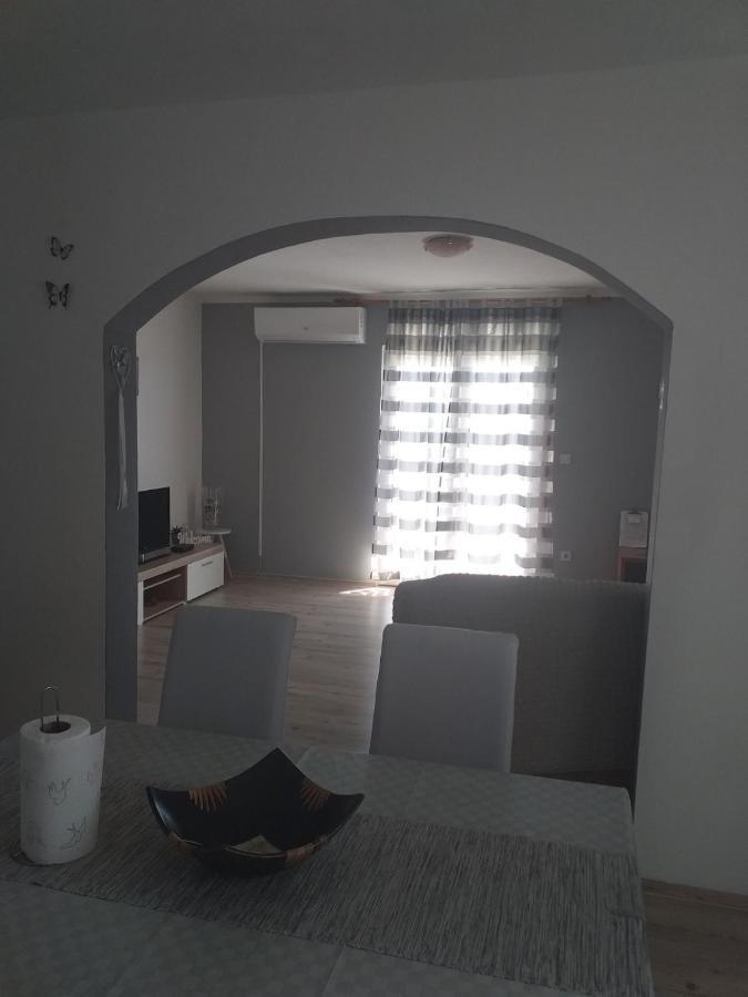 Apartment Darinka Sibenik Exterior photo